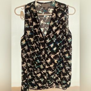 Classiques Entier 100% Silk blouse. Sleeveless, high/low hem. Unique neckline